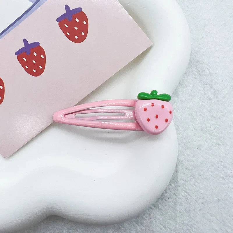 Kawaii strawberry clippies - barettes - hair barette - clip - clips