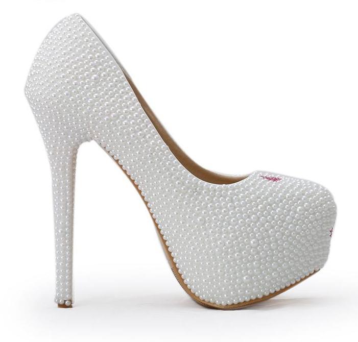 Pearlized Sweetheart Pumps