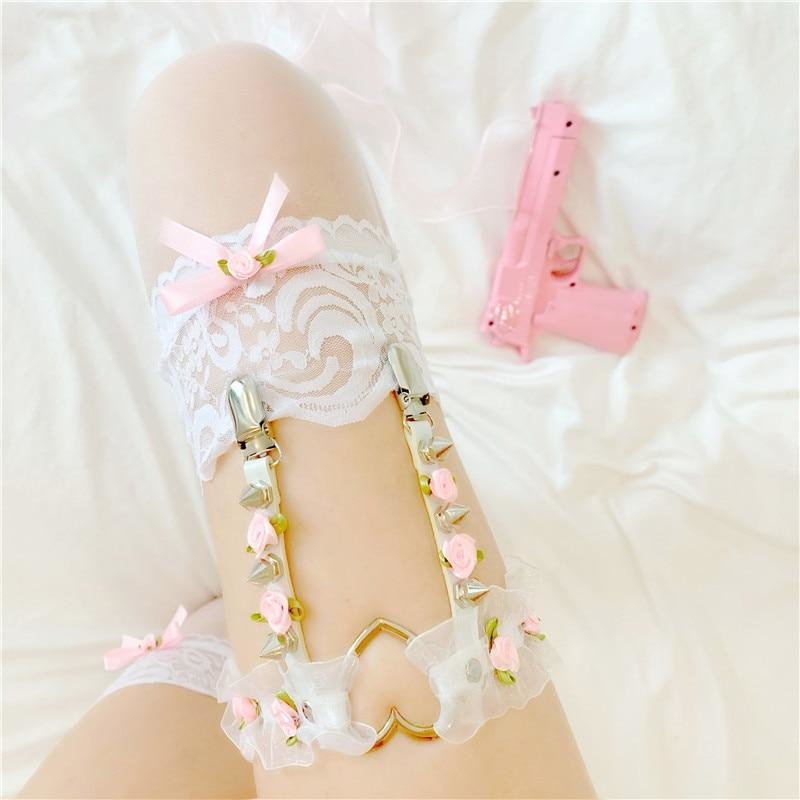 Rosebud Garter Belt - White - belts, floral, flower belt, flowers, garter