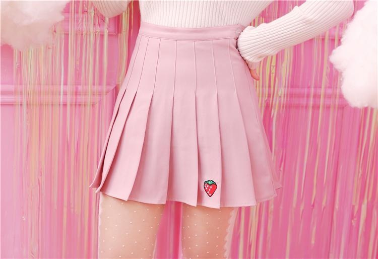 Strawberry Tennis Skirt - berry, pleated, pleated skirts, pleats, school girl