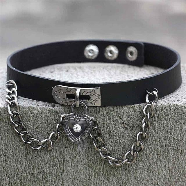 Black Victorian Goth Locket Collar Choker Necklace Vegan Leather Adjustable Lock & Key